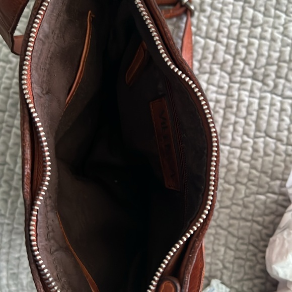 Crossbody Purse - Picture 6 of 8